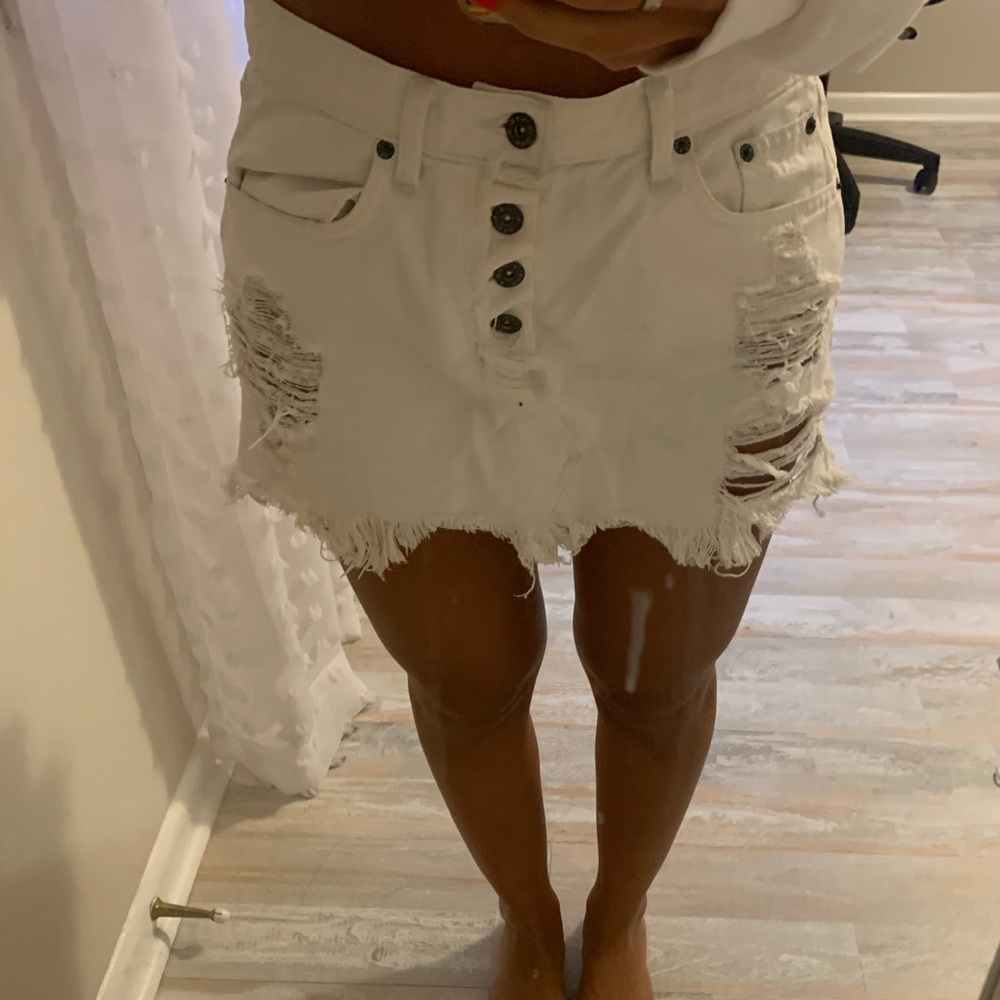 Carmar white denim skirt